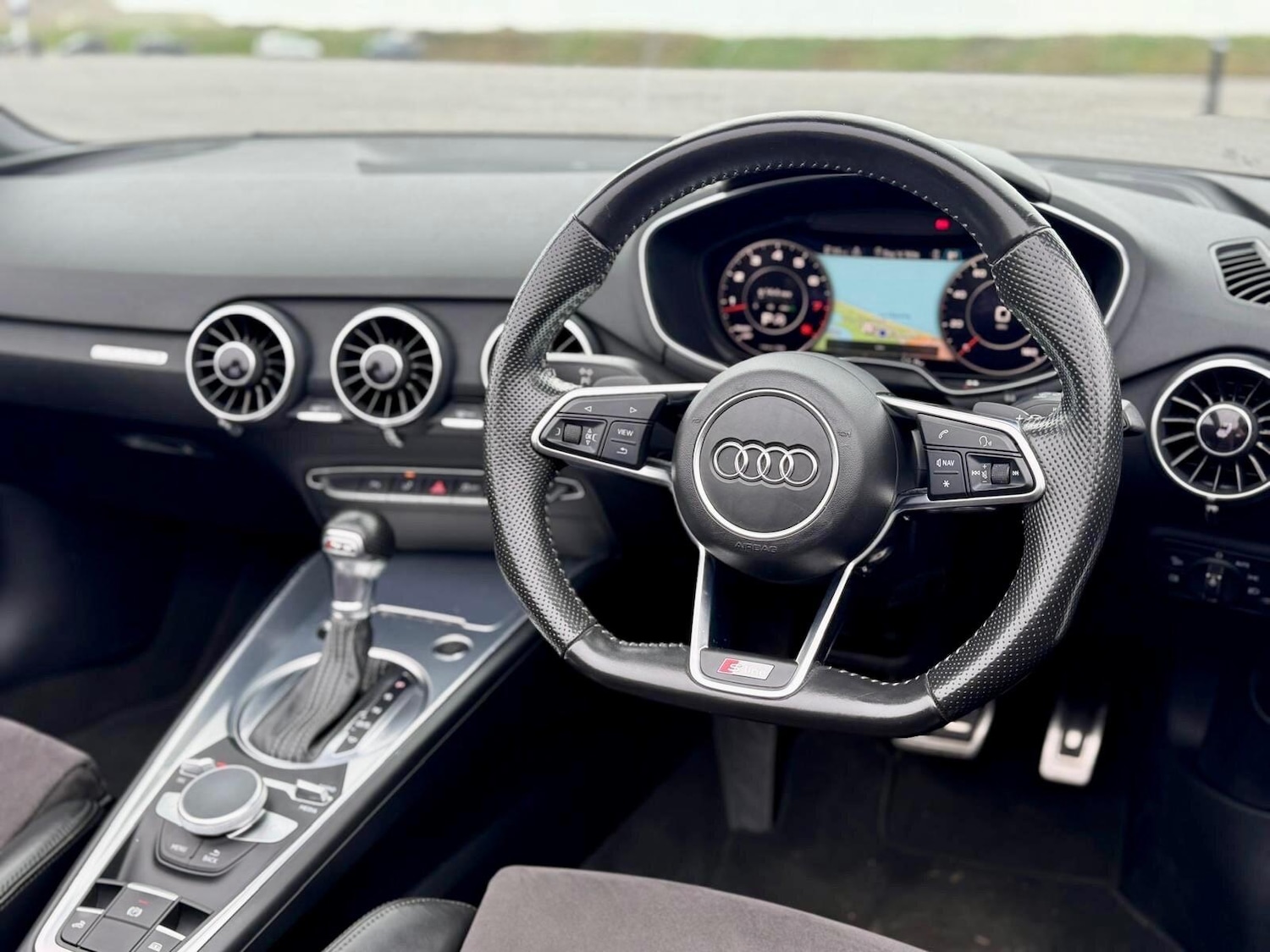 Used Audi TT 2015 for sale - 77783726: Photo 8