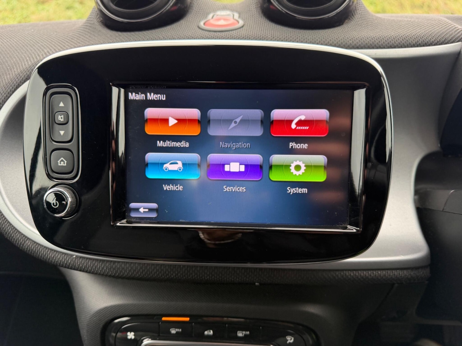 Used smart fortwo 2018 for sale - 77314758: Photo 32