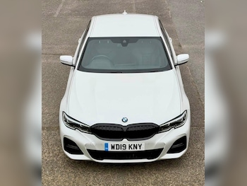 Used BMW 3 Series 2019 for sale - 77039877: Photo