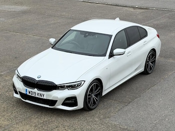 Used BMW 3 Series 2019 for sale - 77039877: Photo
