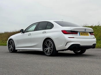 Used BMW 3 Series 2019 for sale - 77039877: Photo