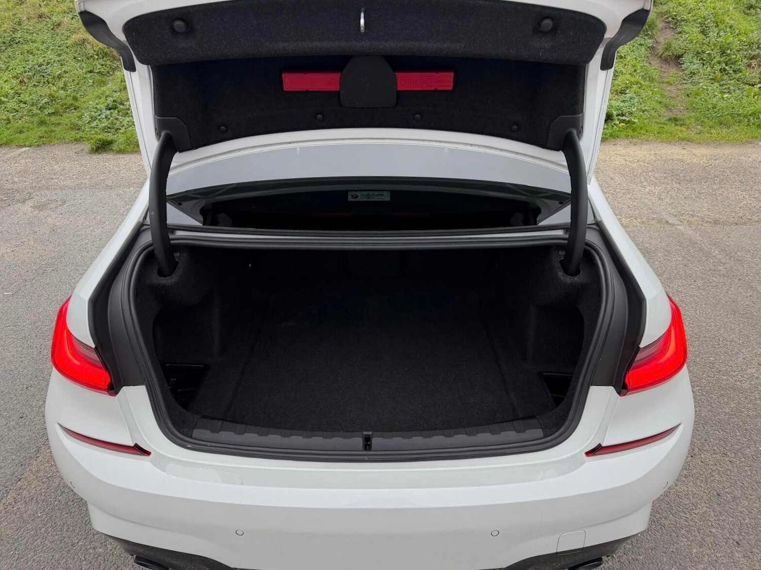 Used BMW 3 Series 2019 for sale - 77039877: Photo 77