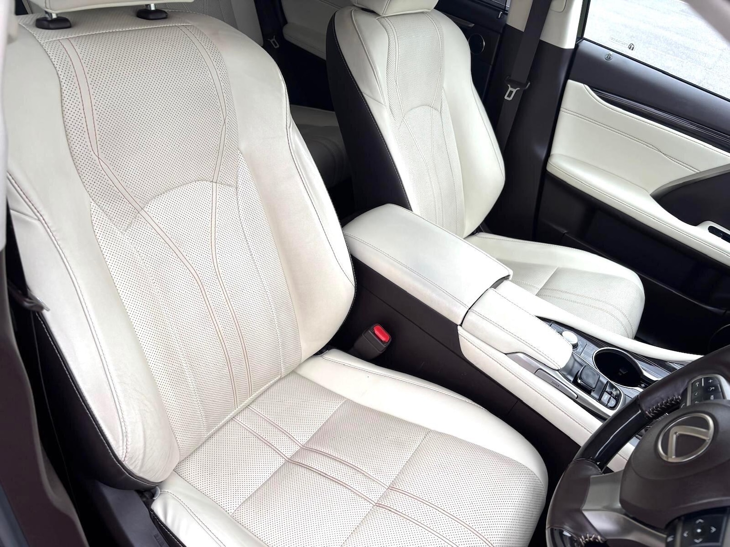 Used Lexus RX 2018 for sale - 76084787: Photo 47