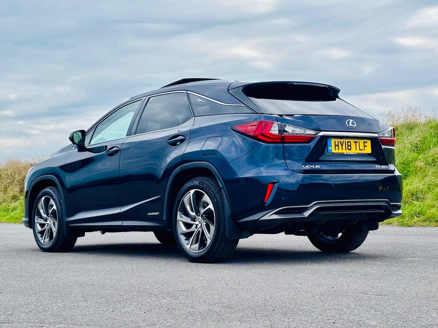 Used Lexus RX 2018 for sale - 76084787: Photo 5