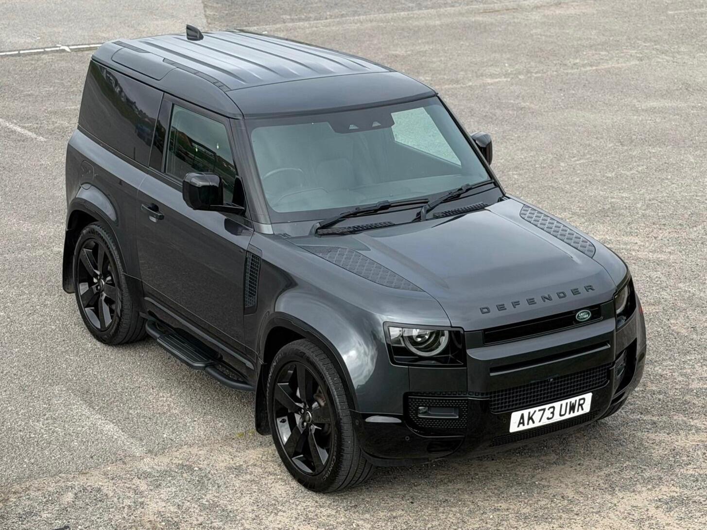 Used Land Rover Defender 2024 for sale - 78128107: Photo 1