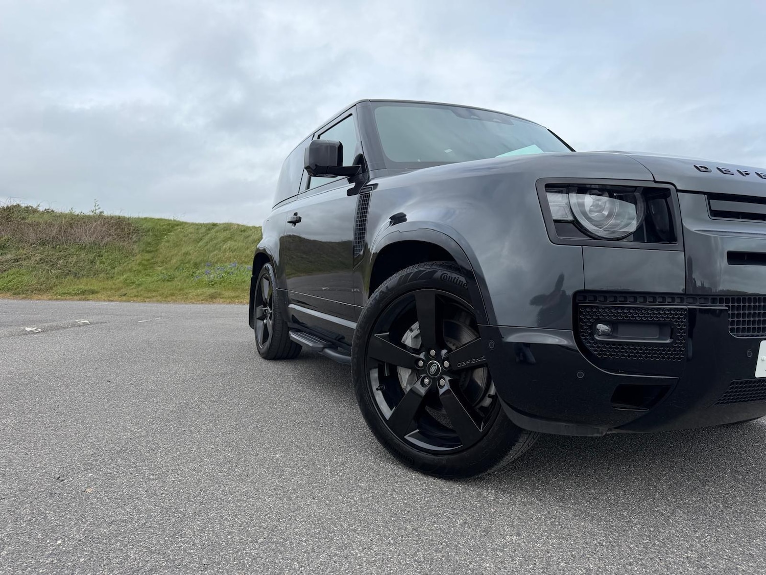 Used Land Rover Defender 2024 for sale - 78128107: Photo 11