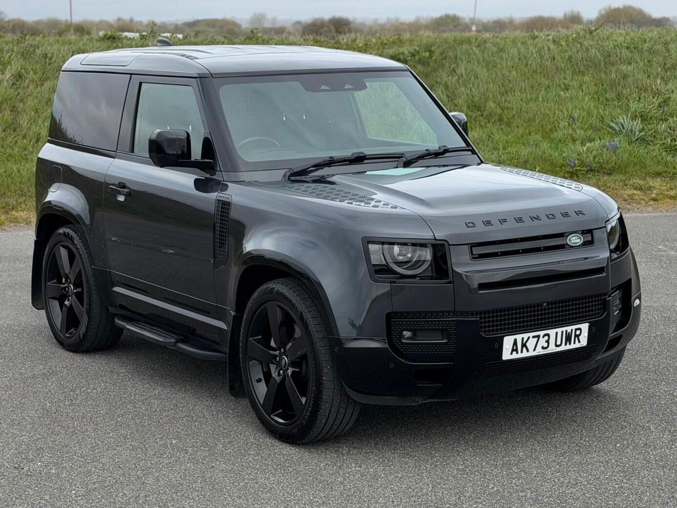 Used Land Rover Defender 2024 for sale - 78128107: Photo 13