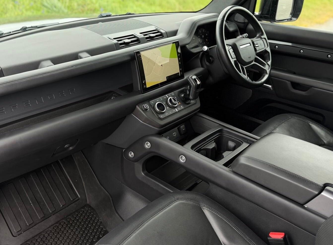 Used Land Rover Defender 2024 for sale - 78128107: Photo 18