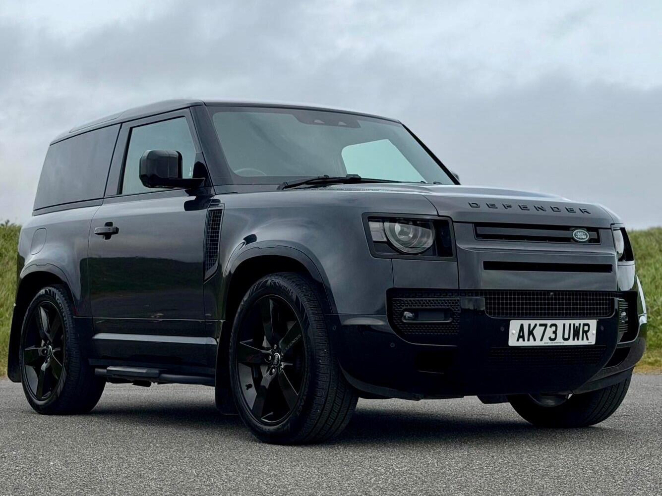 Used Land Rover Defender 2024 for sale - 78128107: Photo 2