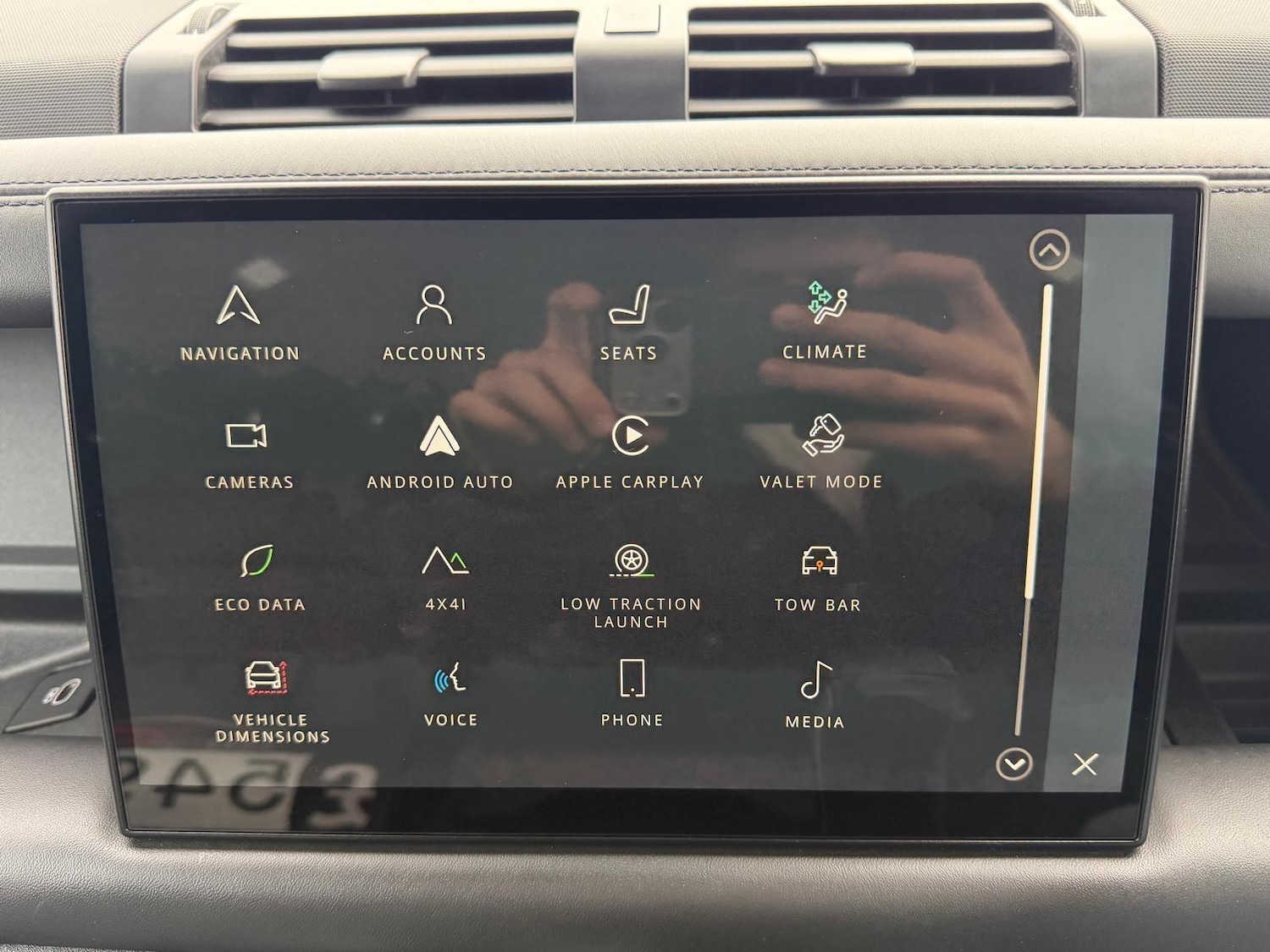 Used Land Rover Defender 2024 for sale - 78128107: Photo 45