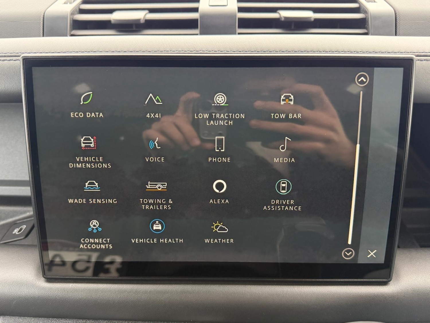 Used Land Rover Defender 2024 for sale - 78128107: Photo 46