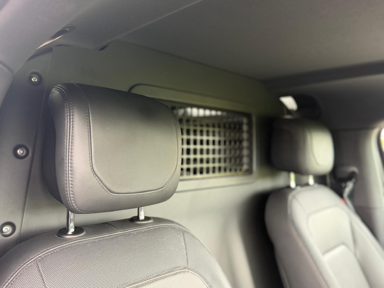 Used Land Rover Defender 2024 for sale - 78128107: Photo 50