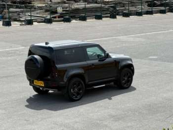 Used Land Rover Defender 90 2023 for sale - 75279346: Photo