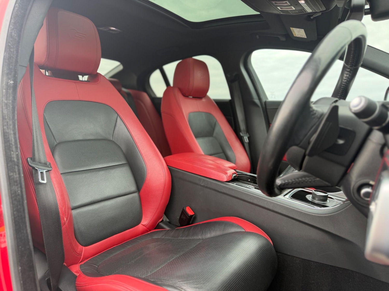 Used Jaguar XE 2016 for sale - 78086800: Photo 24