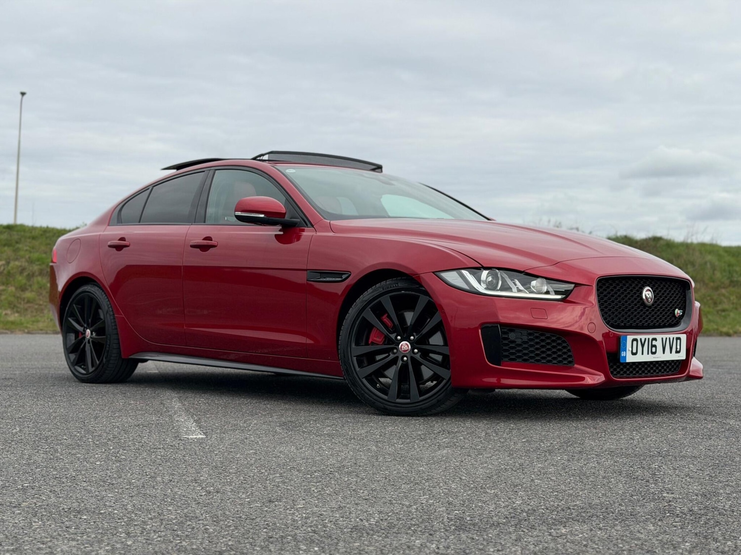 Used Jaguar XE 2016 for sale - 78086800: Photo 32