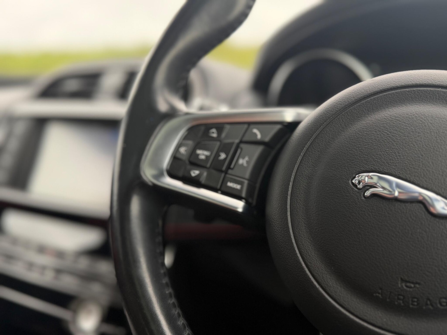 Used Jaguar XE 2016 for sale - 78086800: Photo 42