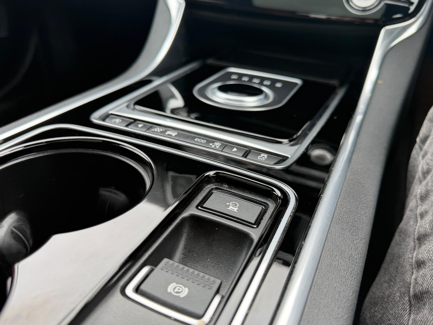 Used Jaguar XE 2016 for sale - 78086800: Photo 45