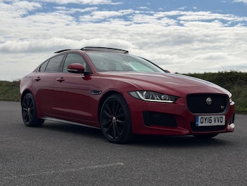 Used Jaguar XE 2016 for sale - 78086800: Photo