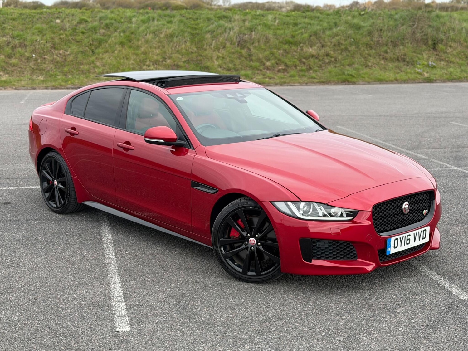 Used Jaguar XE 2016 for sale - 78086800: Photo 5