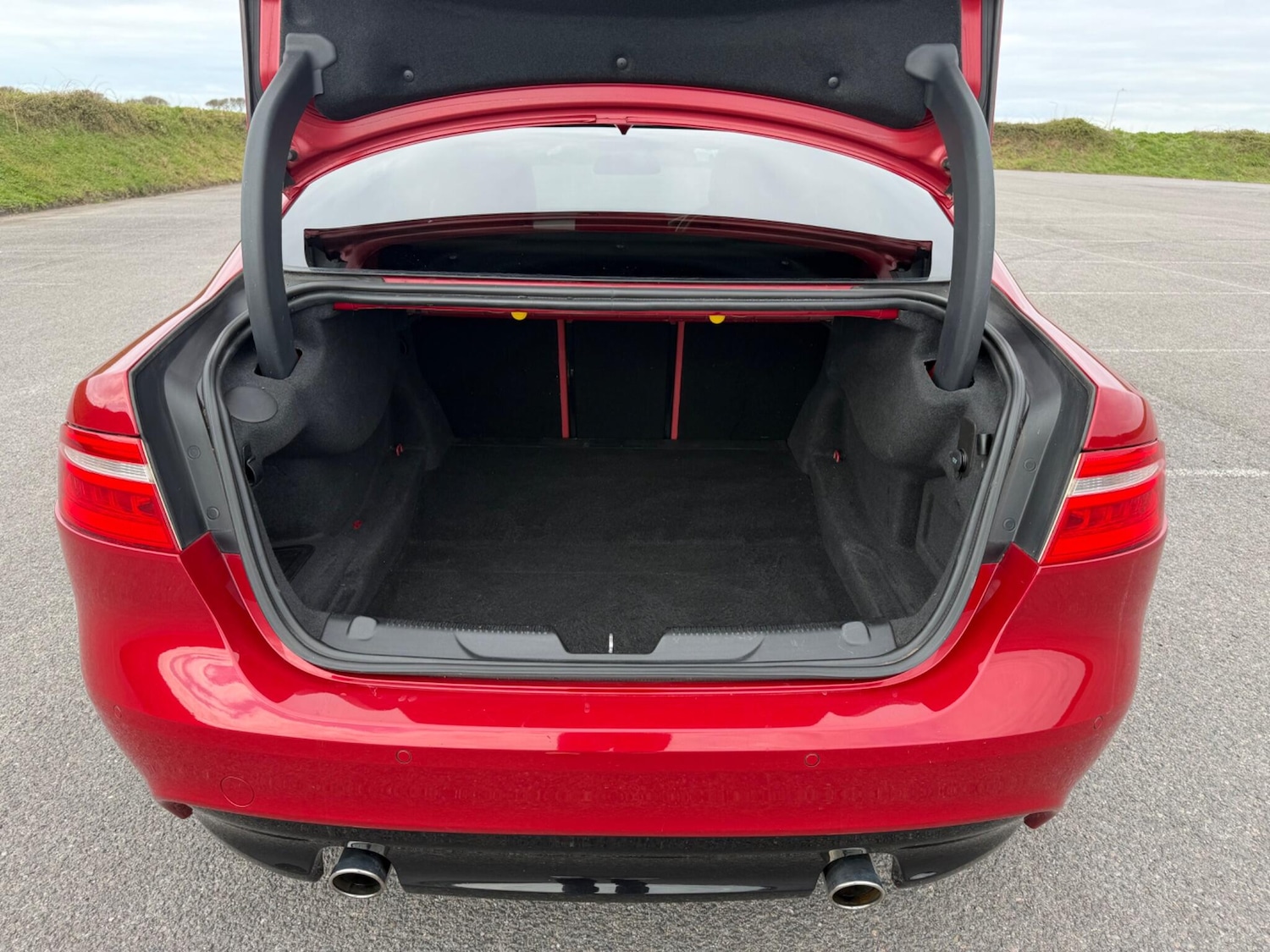 Used Jaguar XE 2016 for sale - 78086800: Photo 54