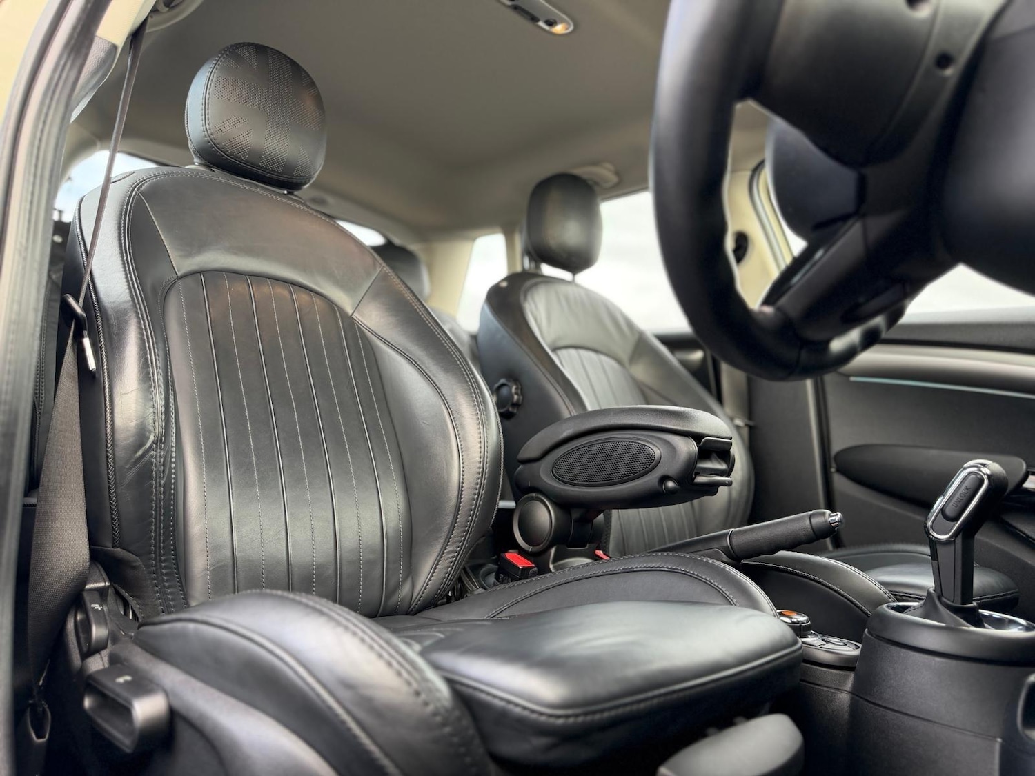 Used MINI Hatch 2019 for sale - 77549541: Photo 53