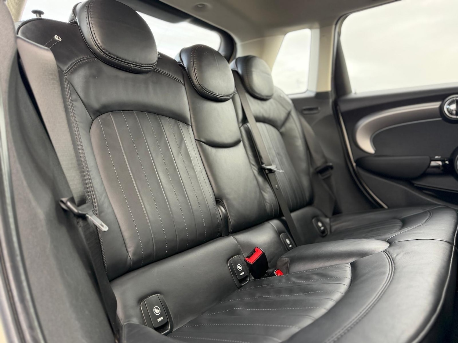 Used MINI Hatch 2019 for sale - 77549541: Photo 55