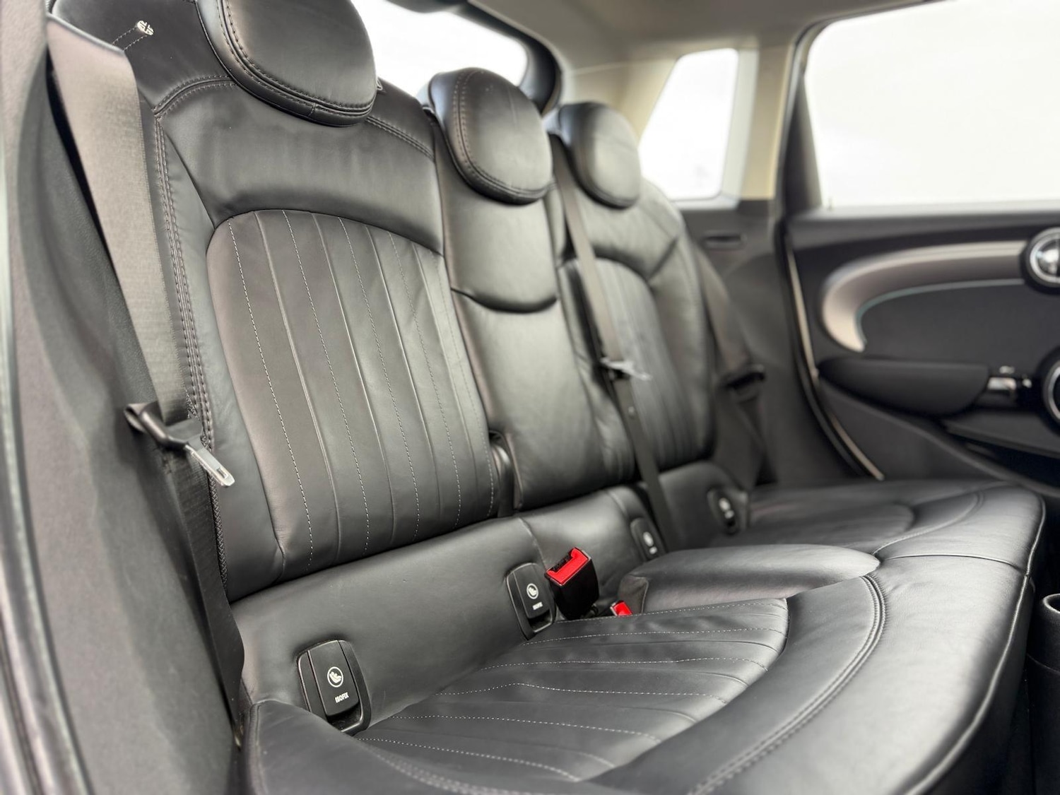 Used MINI Hatch 2019 for sale - 77549541: Photo 9