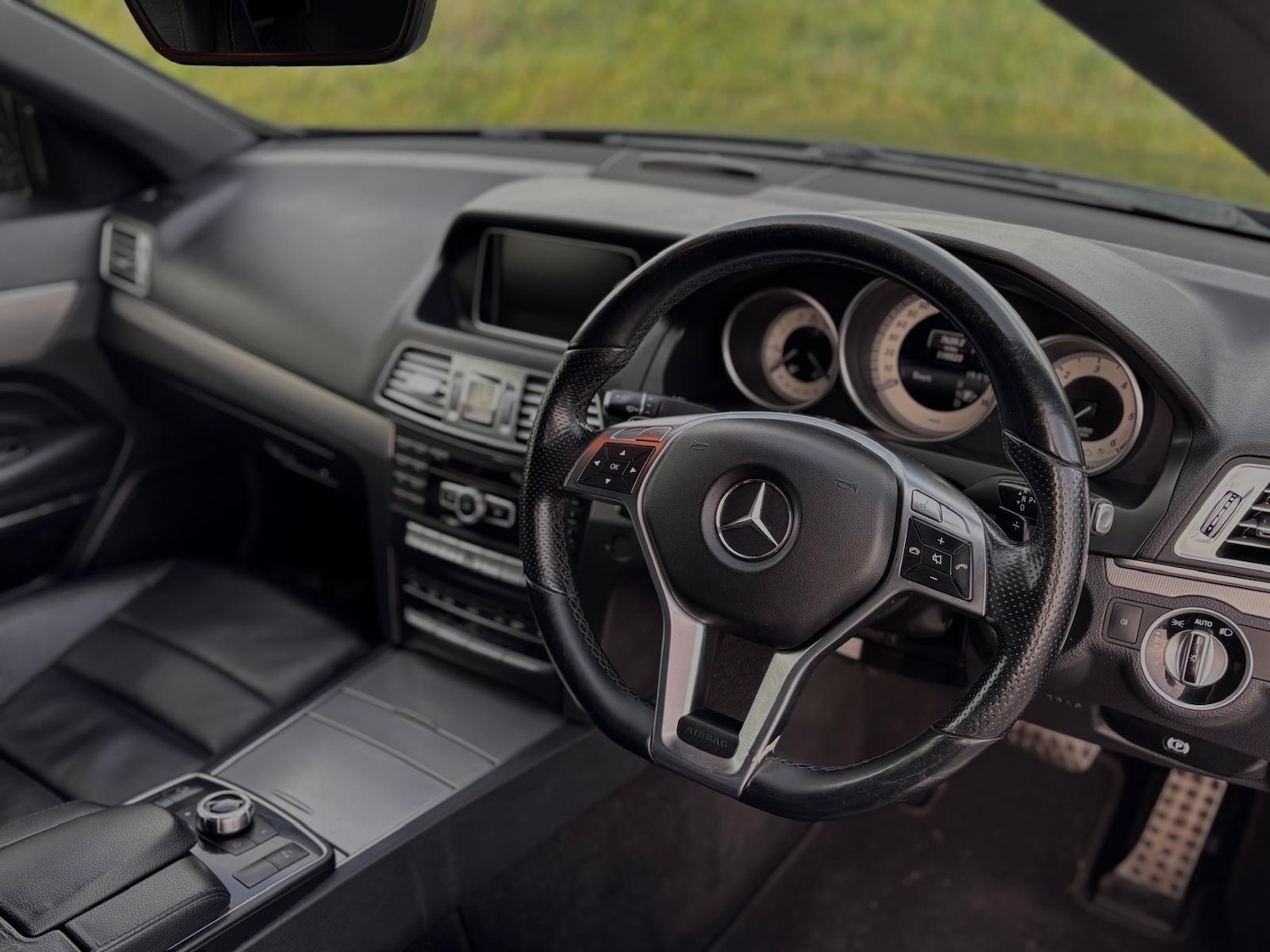 Used Mercedes-Benz E Class for sale - 76997354: Photo 18