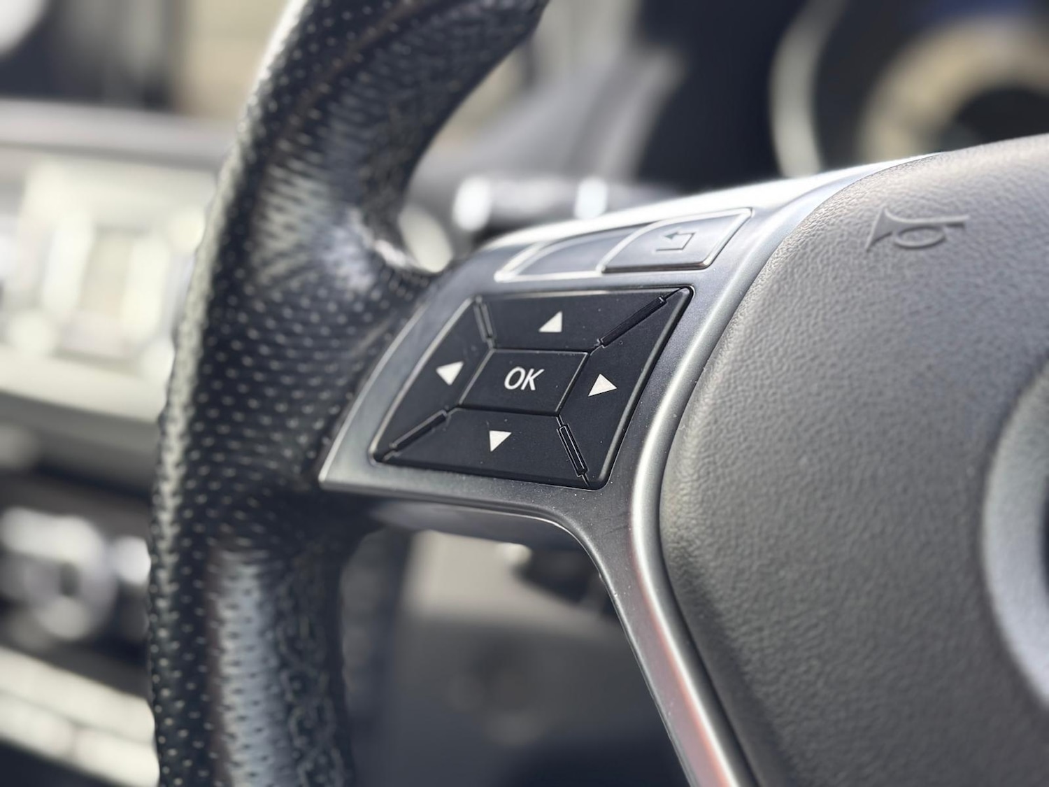 Used Mercedes-Benz E Class for sale - 76997354: Photo 49