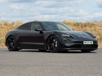 Used Porsche Taycan 2023 for sale - 79280075: Photo