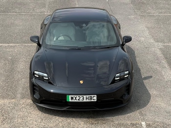 Used Porsche Taycan 2023 for sale - 79280075: Photo
