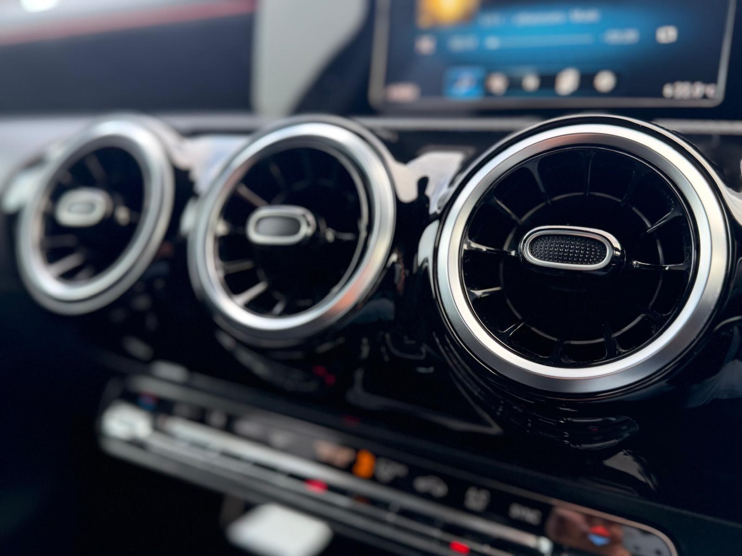 Used Mercedes-Benz A-Class for sale - 77266675: Photo 25