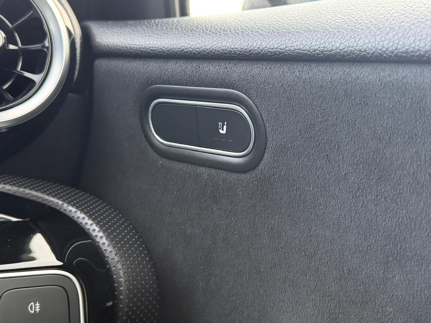 Used Mercedes-Benz A-Class for sale - 77266675: Photo 50