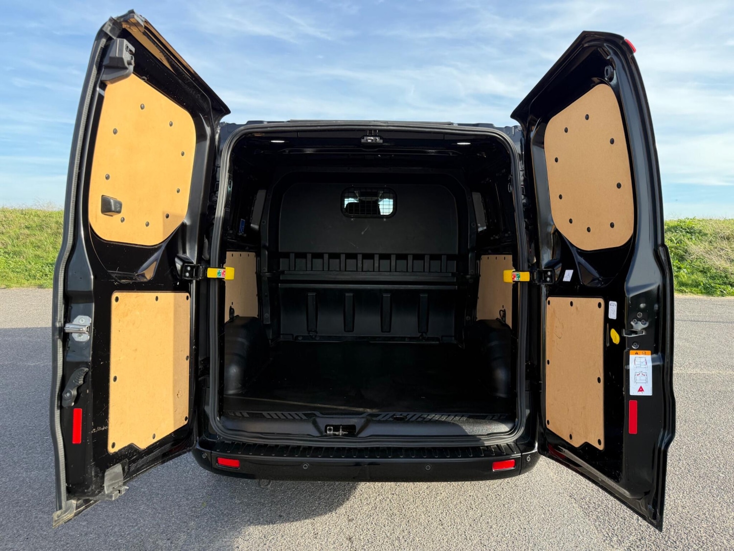 Used Ford Transit Custom 2022 for sale - 76992808: Photo 47