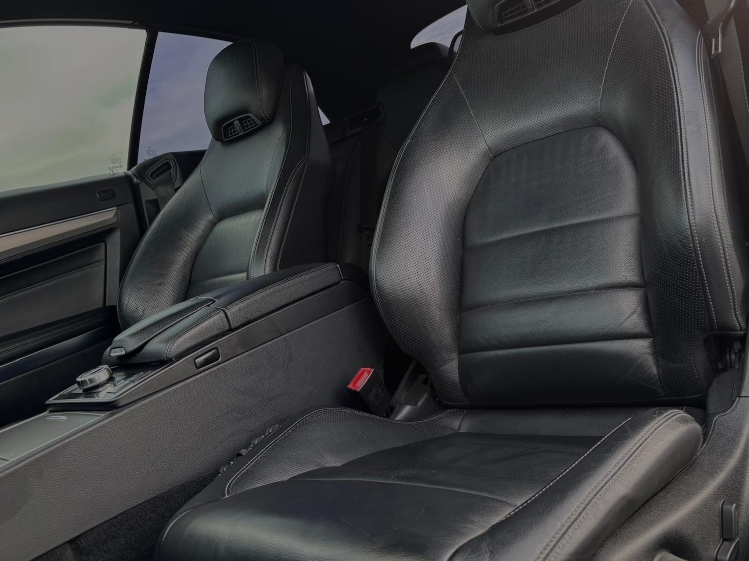 Used Mercedes-Benz E Class 2013 for sale - 76550513: Photo 12