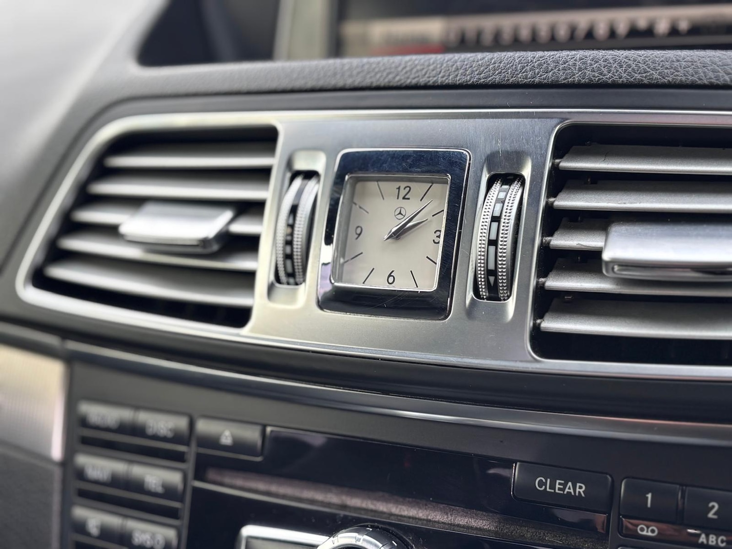 Used Mercedes-Benz E Class 2013 for sale - 76550513: Photo 13