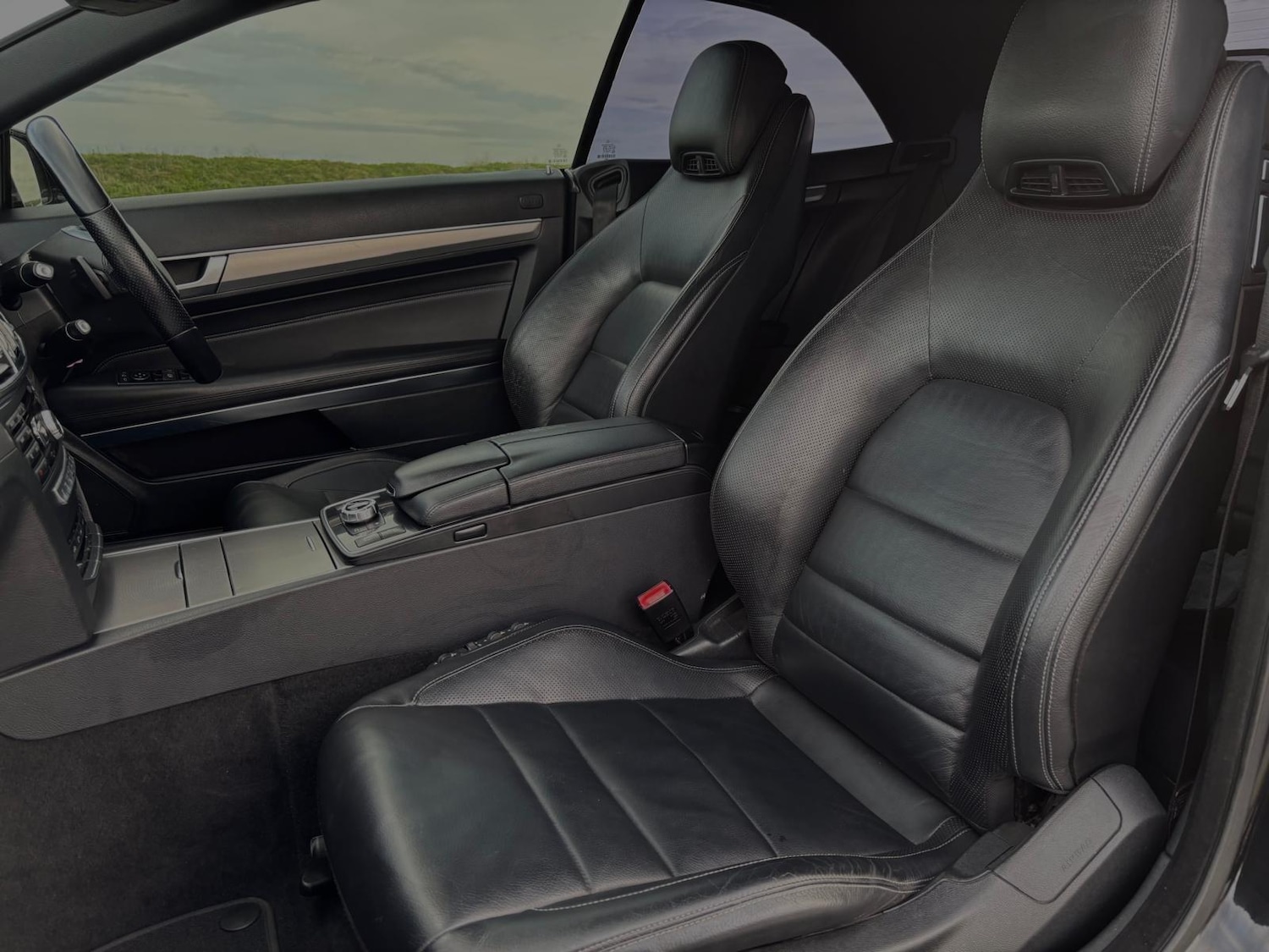 Used Mercedes-Benz E Class 2013 for sale - 76550513: Photo 17