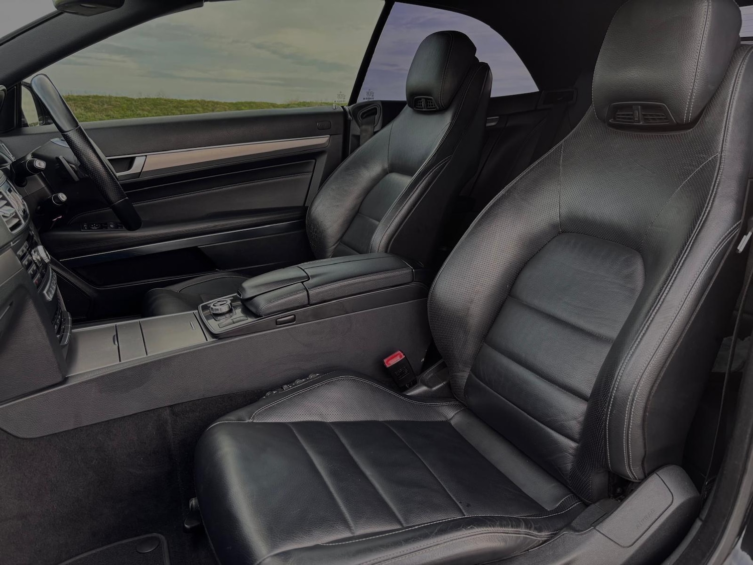 Used Mercedes-Benz E Class 2013 for sale - 76550513: Photo 21