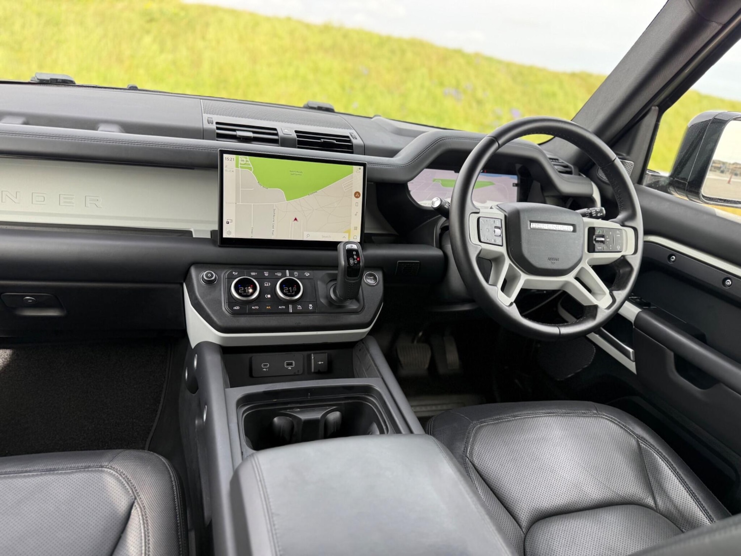 Used Land Rover Defender 2023 for sale - 78205445: Photo 27