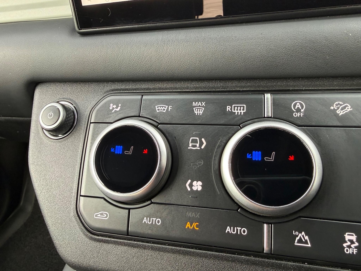 Used Land Rover Defender 2023 for sale - 78205445: Photo 36