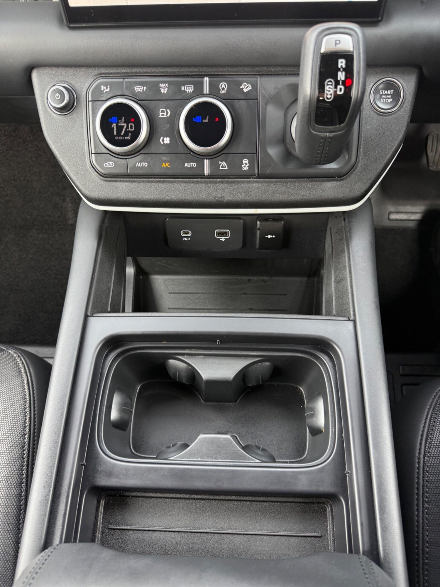 Used Land Rover Defender 2023 for sale - 78205445: Photo 37