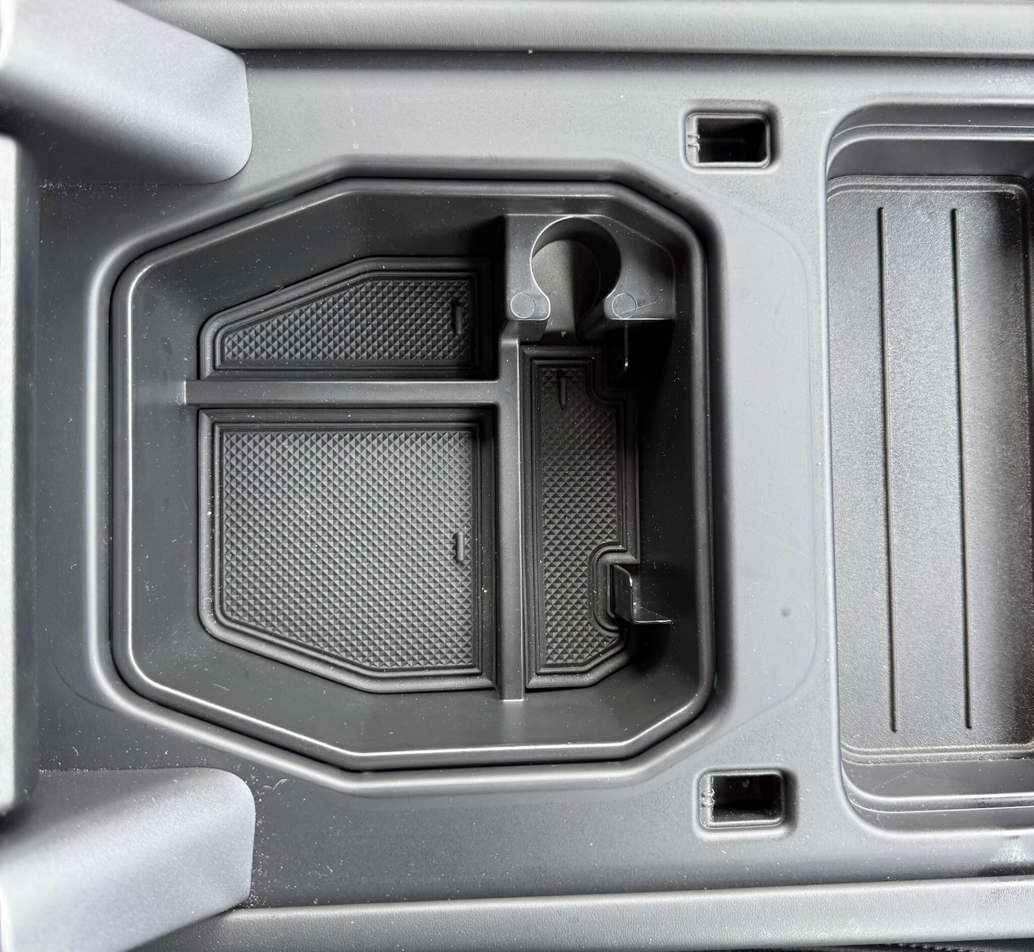 Used Land Rover Defender 2023 for sale - 78205445: Photo 38