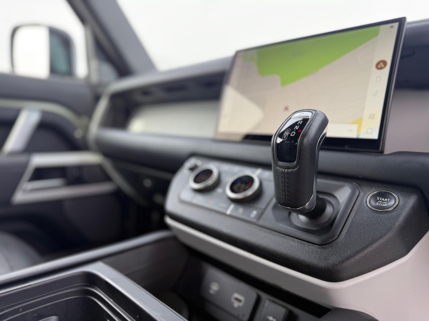 Used Land Rover Defender 2023 for sale - 78205445: Photo 45