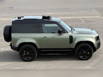 Used Land Rover Defender 2023 for sale - 78205445: Photo