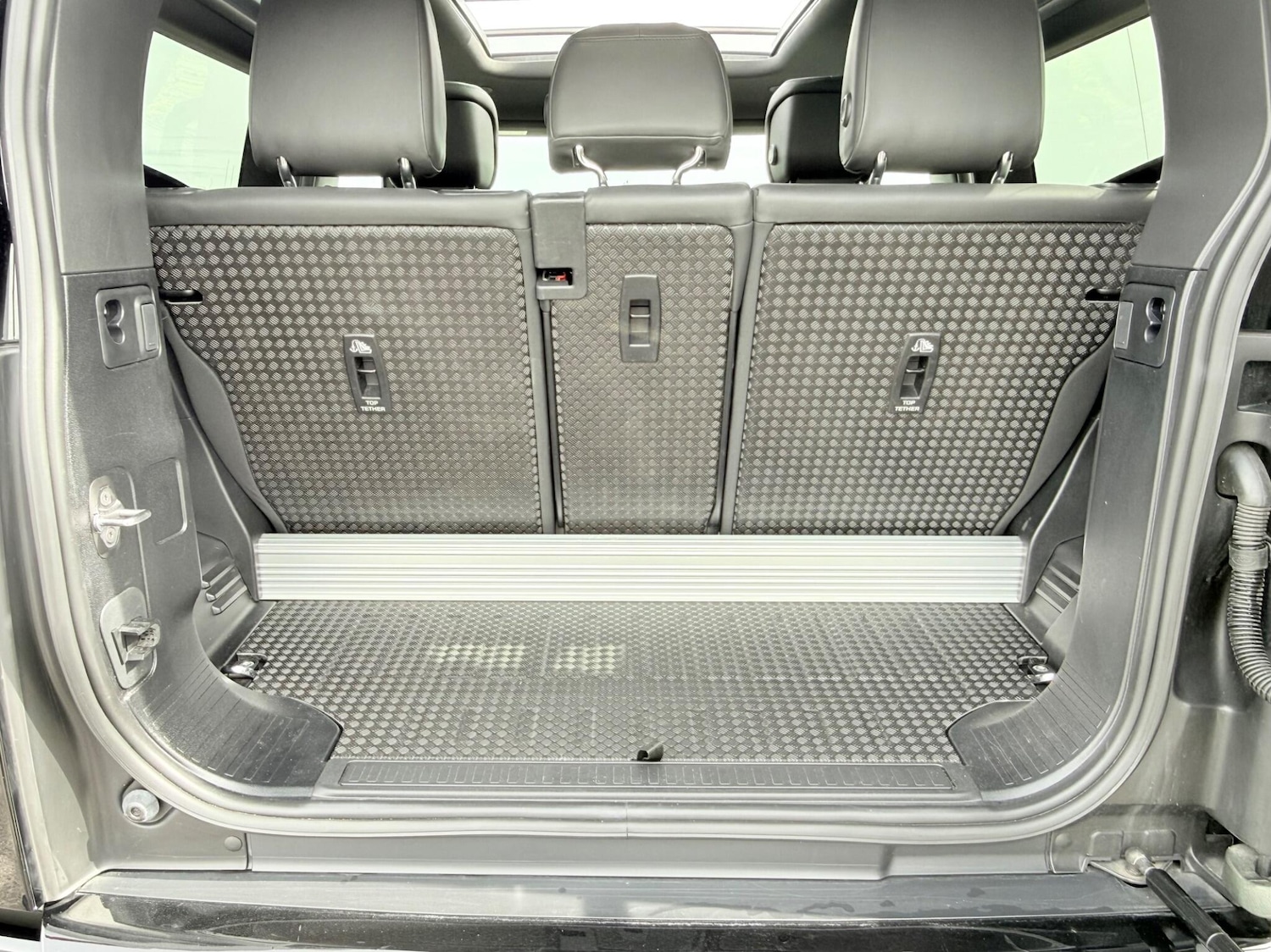 Used Land Rover Defender 2023 for sale - 78205445: Photo 56