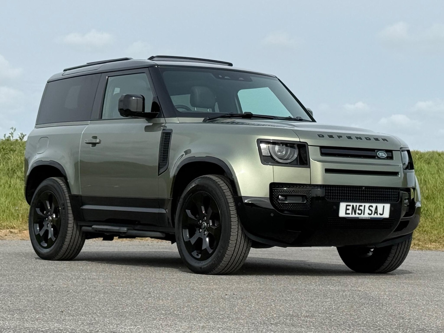 Used Land Rover Defender 2023 for sale - 78205445: Photo 74