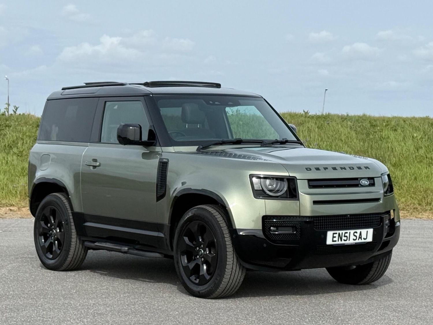 Used Land Rover Defender 2023 for sale - 78205445: Photo 75