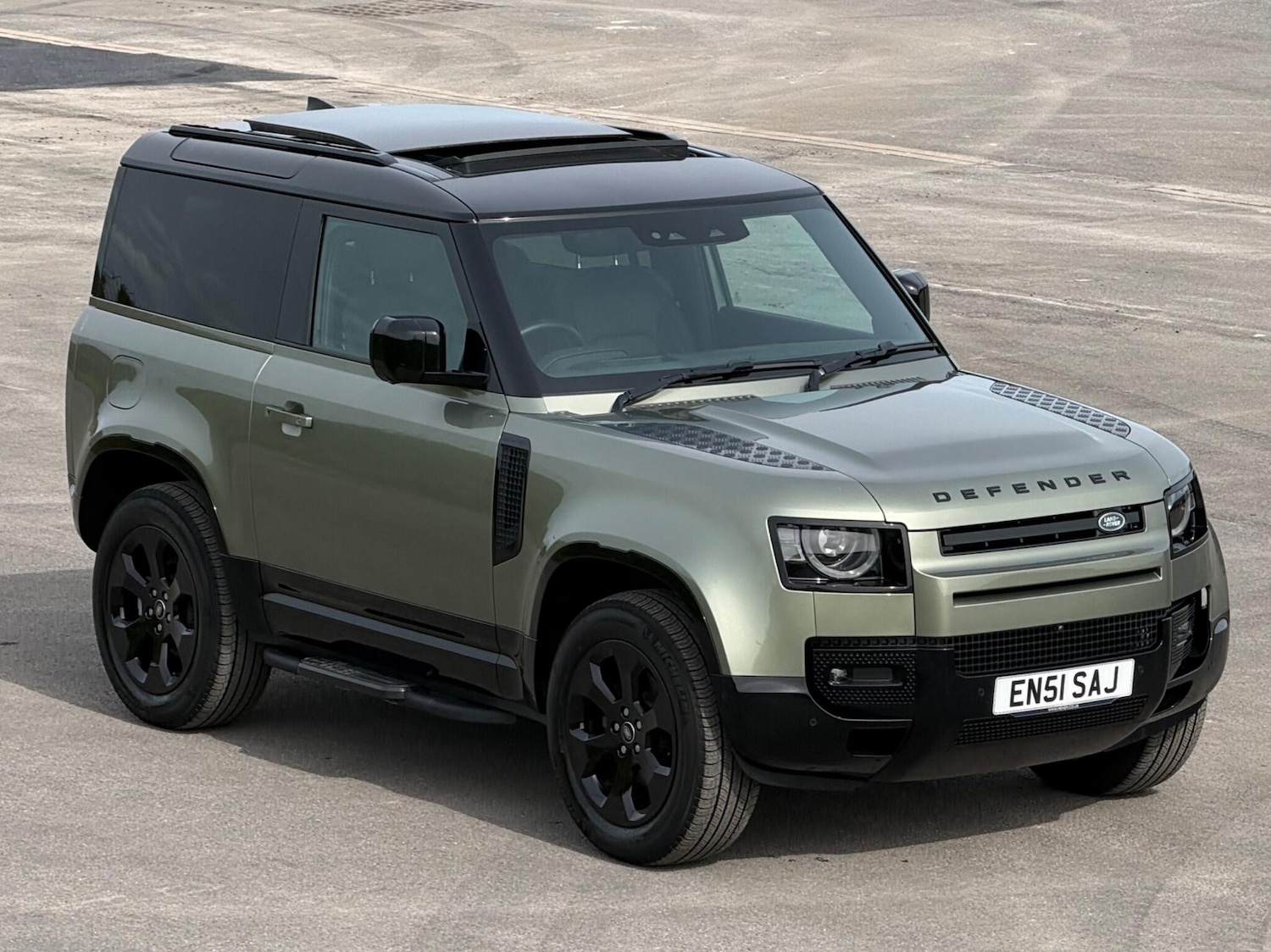 Used Land Rover Defender 2023 for sale - 78205445: Photo 77