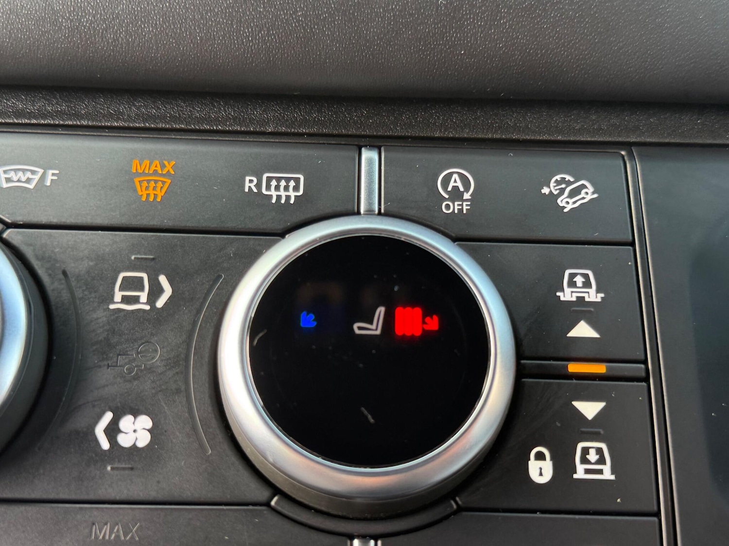 Used Land Rover Defender 2021 for sale - 76200728: Photo 44