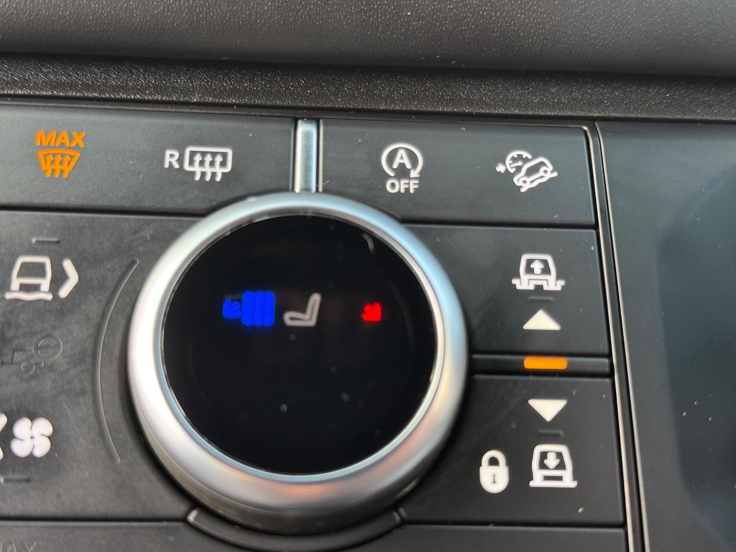 Used Land Rover Defender 2021 for sale - 76200728: Photo 45